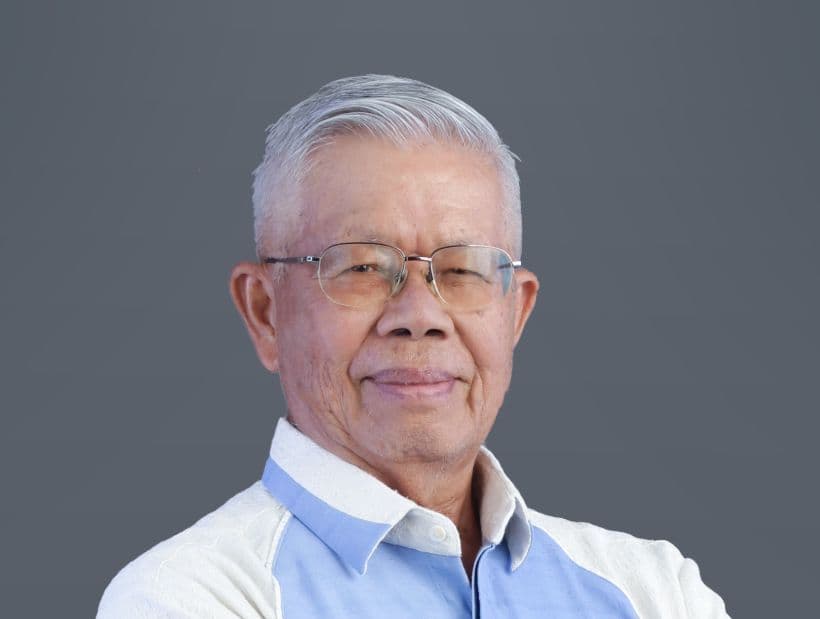 Dewan Komisaris Bacelius Ruru